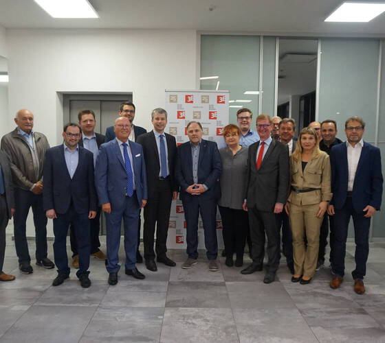 Politischer Besuch bei 3E